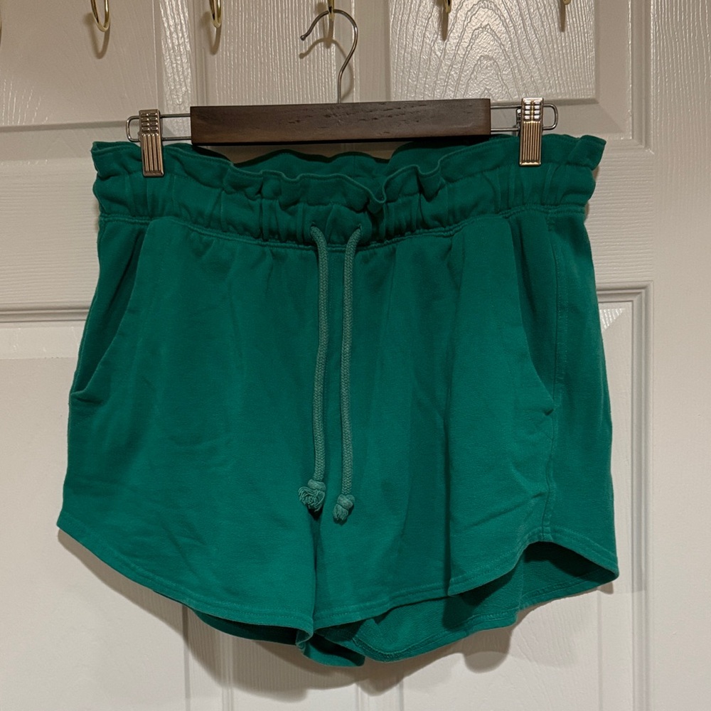 Universal Thread shorts